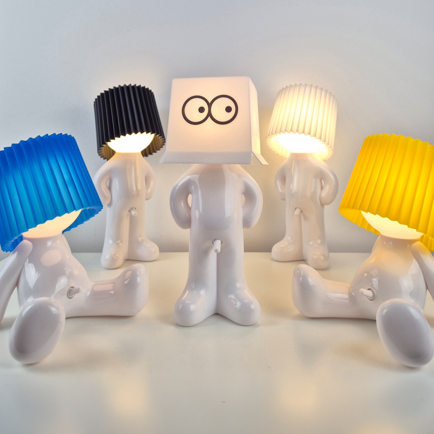 Larry the Lamp - Boxed